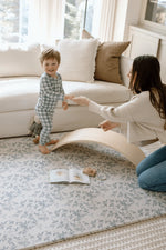 Charger l'image dans la galerie, Padded Reversible Play Mat - Hydrangeas & Quilted Floral
