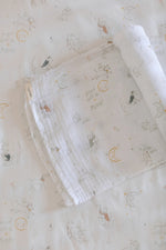Charger l'image dans la galerie, Organic Cotton Muslin Swaddle- Over the Moon