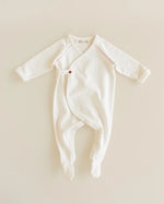 Charger l'image dans la galerie, Flap footie- Milk w red stitching