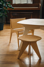 Charger l'image dans la galerie, Table and Chair Combo