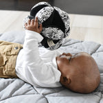Charger l'image dans la galerie, Nordic Clutch Ball - Montessori Baby Ball