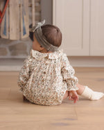 Charger l'image dans la galerie, Callie Romper Holiday Floral
