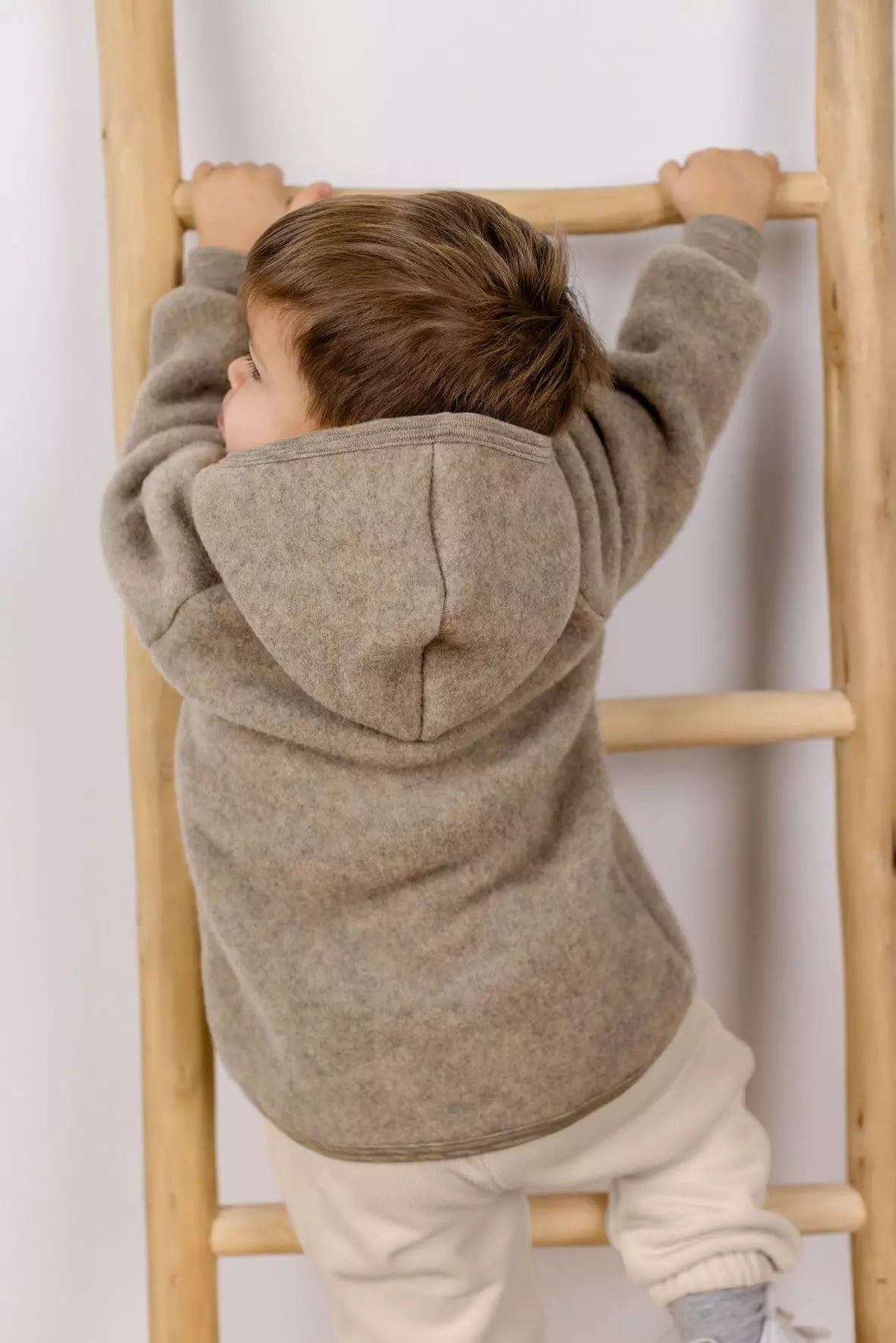 Engel Natur Hooded Jacket in Merino Wool- Walnut Melange