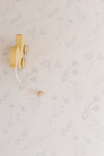 Charger l'image dans la galerie, Padded Reversible Play Mat - Sage Floral &amp; Gingham
