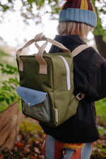 Load image into Gallery viewer, Backpack Small- Envelope Tickling Grass
