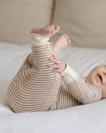 Charger l'image dans la galerie, Zip Long Sleeve Sleeper- Almond Stripe
