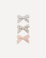 Charger l'image dans la galerie, Bow with Clip- Set Of 3 Cloud, Blue Gingham, Dusty Rose
