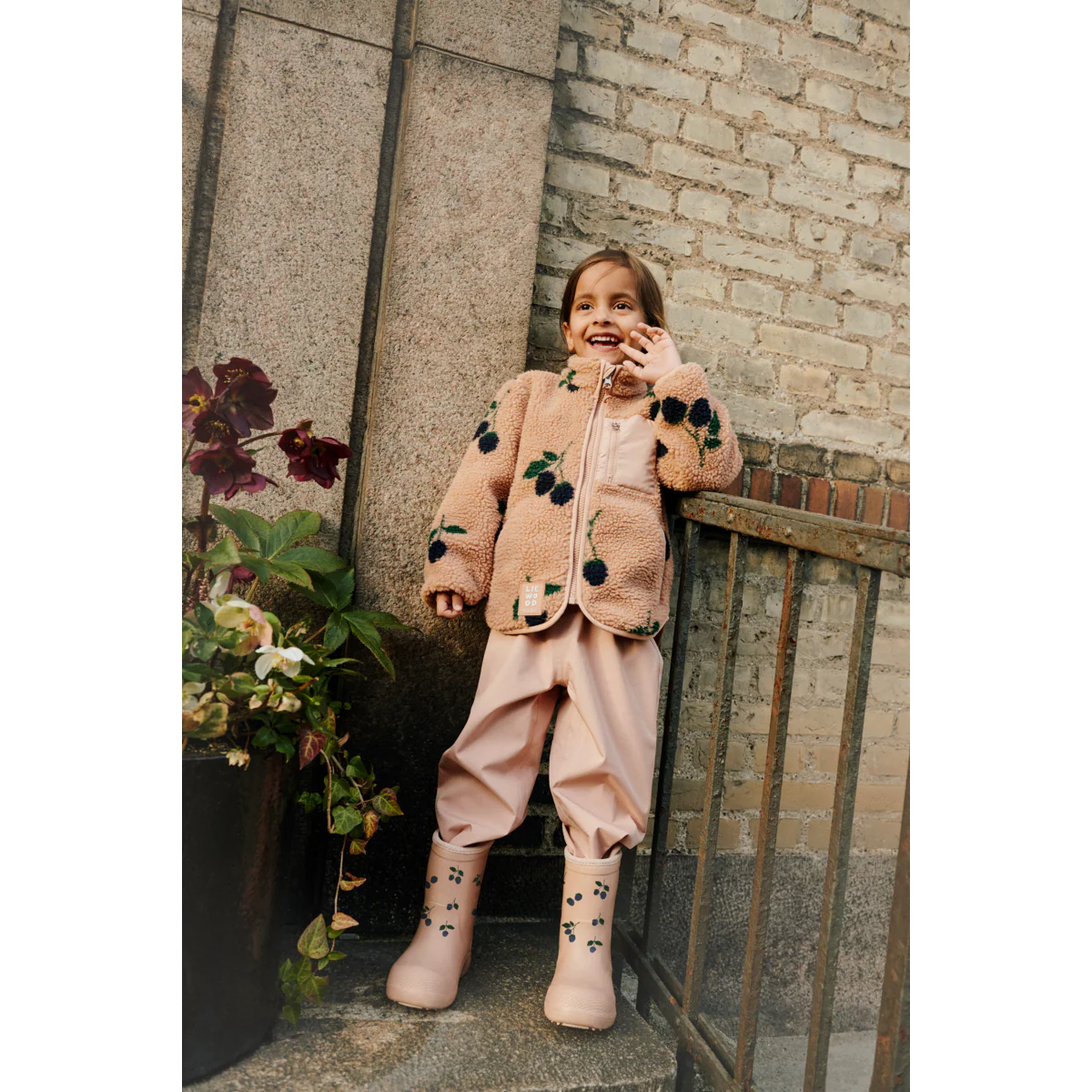 Nolan Pile Jacket- Berry Pale Tuscany