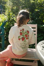 Charger l'image dans la galerie, The Strawberry Crewneck - Petal Pink

